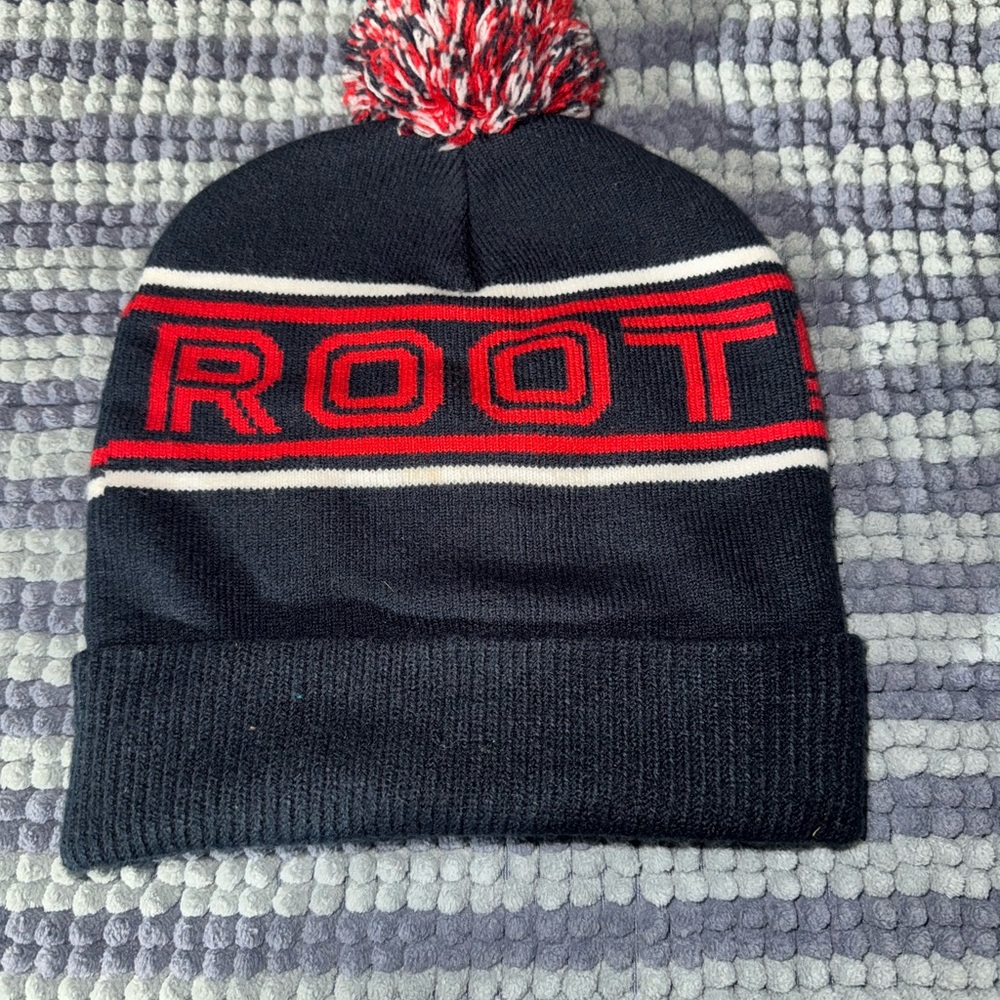 Roots beanie
